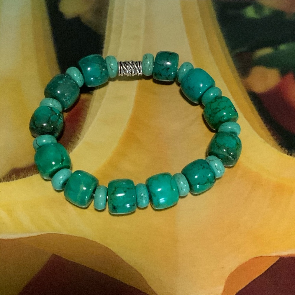 Green Agate & Turquoise Beaded Stretch Bracelet - Handcrafted